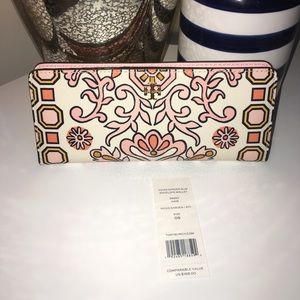 Tory Burch Hicks garden slim envelope wallet